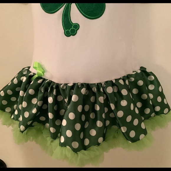Kirei Sui 1st St. Patrick’s Day onesie. Size Xlg. - Picture 3 of 6